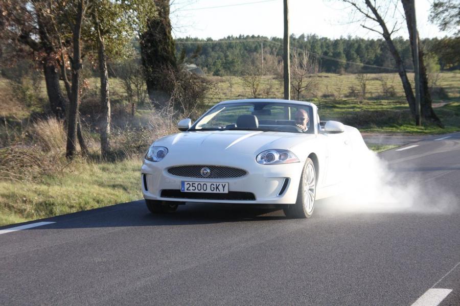  Jaguar XKR Coupe 2009 года  (фото 16 из 132)
